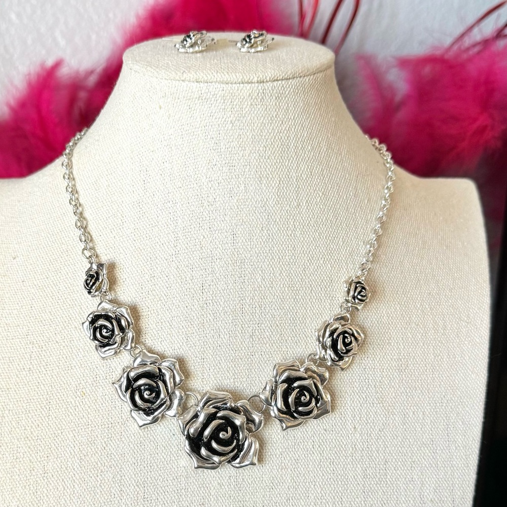 Foley’s Vintage Silver Metal Rose Necklace with Earrings